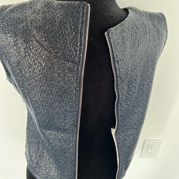 Fancy Top - Picture 4 of 5